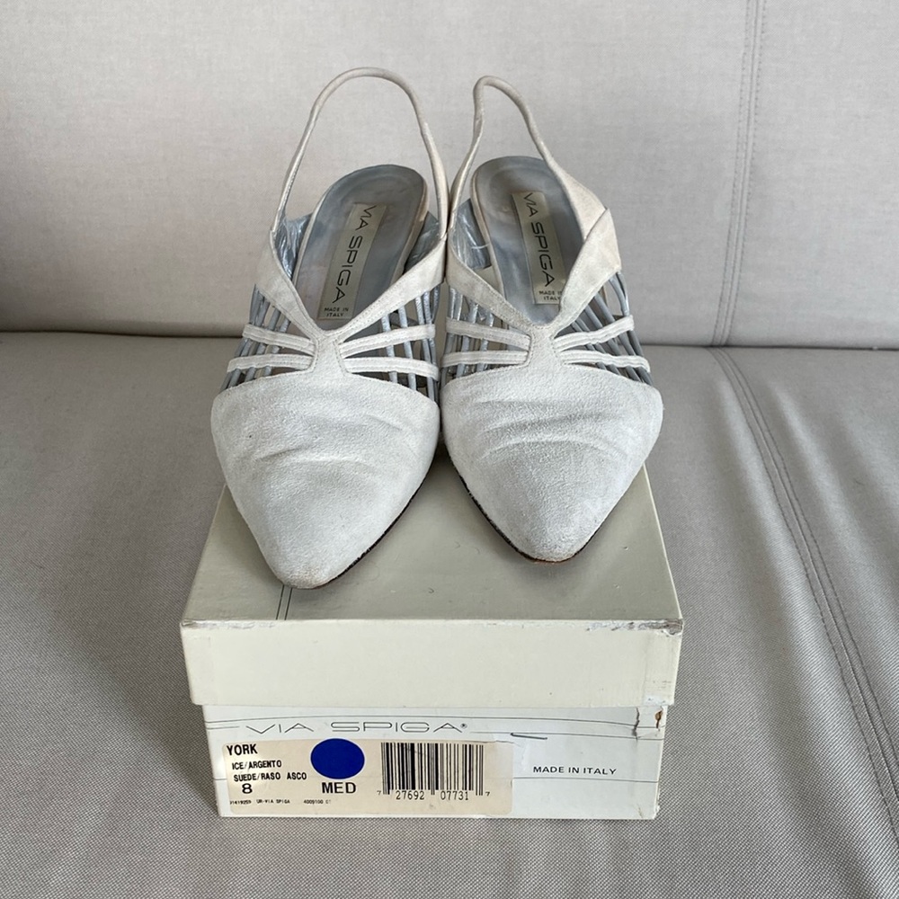 Vintage Via Spiga 80s slingback kitten heel.